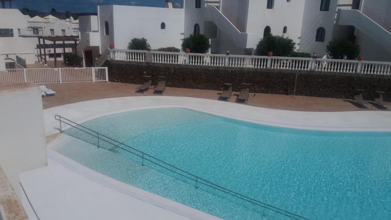 Apartamento Con Piscina Y Vistas -Le Petit Paradis Costa Teguise Bagian luar foto